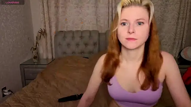 rocky foxy online show from November 17, 9:42 pm