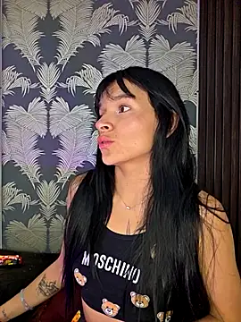  shantal smith online show from November 8, 5:40 am