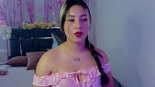 Lia 14  online show from October 1, 1:17 pm