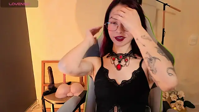 rosse 98  online show from April 14, 1:17 pm