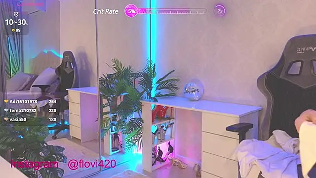 flor vic online show from December 22, 4:06 pm