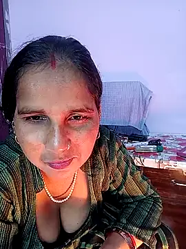 reemacouple007 online show from January 18, 8:18 am