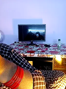 reemacouple007 online show from February 1, 8:24 am