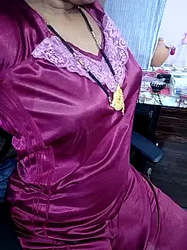 reemacouple007 online show from May 20, 7:36 am