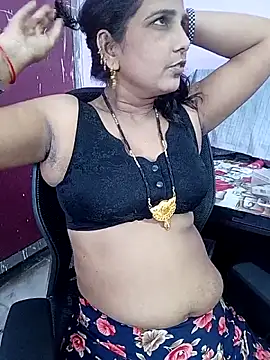 reemacouple007 online show from May 23, 6:40 am