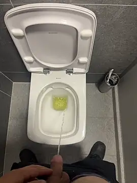 freenki41 online show from April 14, 9:48 am