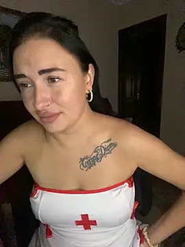 Roxana Bell online show from January 7, 8:33 pm