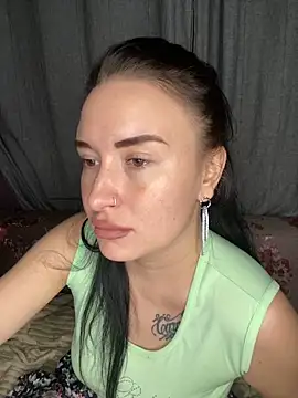 Roxana Bell online show from March 23, 7:40 pm