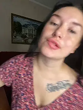Roxana Bell online show from July 6, 9:17 am