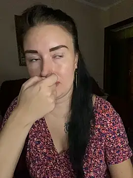 Roxana Bell online show from July 27, 11:28 am