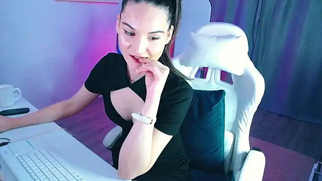 AmbraEnms online show from March 22, 10:37 pm