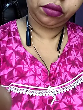 Ravina patil1 online show from October 31, 12:39 pm