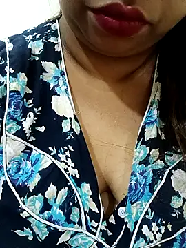 Snapshot of Ravina_patil1 chatting on December 17, 2:56 pm Ravina patil1 online show from December 17, 2:56 pm