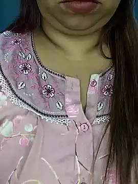 Snapshot of Ravina_patil1 chatting on January 19, 8:40 am Ravina patil1 online show from January 19, 8:40 am