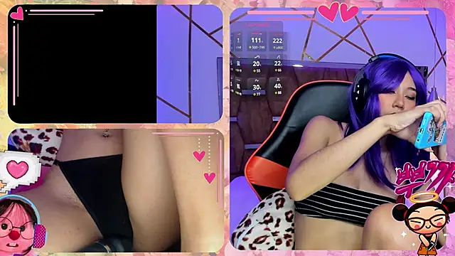 Snapshot of RossieGamer chatting on February 17, 9:30 pm RossieGamer online show from February 17, 9:30 pm