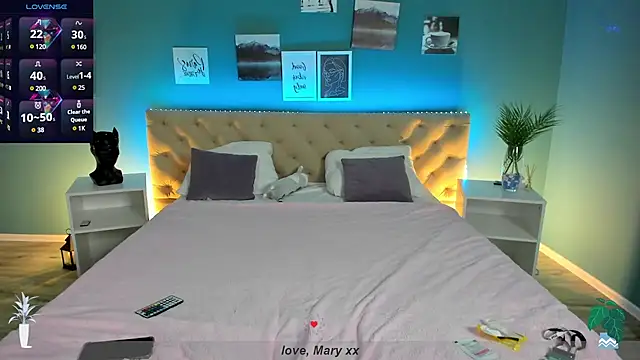 Mary Xextra online show from February 28, 1:05 am