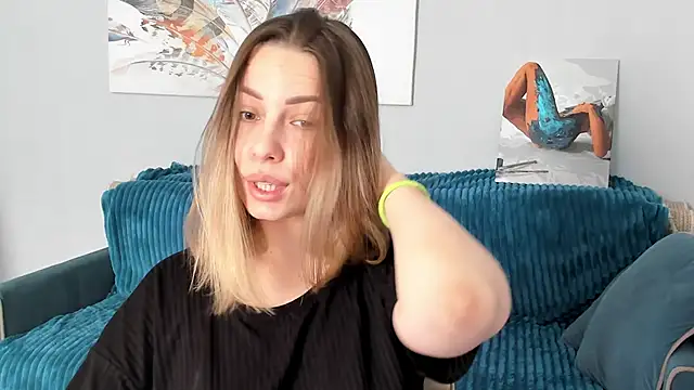 Snapshot of Mia_shy1 chatting on March 4, 6:58 am Mia shy1 online show from March 4, 6:58 am