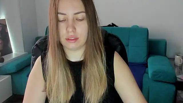 Mia shy1 online show from February 27, 5:40 am