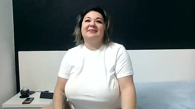 MikyVesela online show from January 22, 4:55 pm