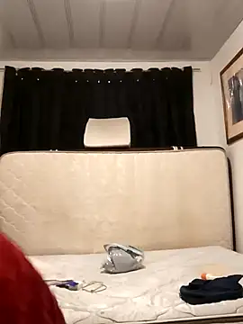 Snapshot of KiaraEliza chatting on December 14, 3:58 pm KiaraEliza online show from December 14, 3:58 pm