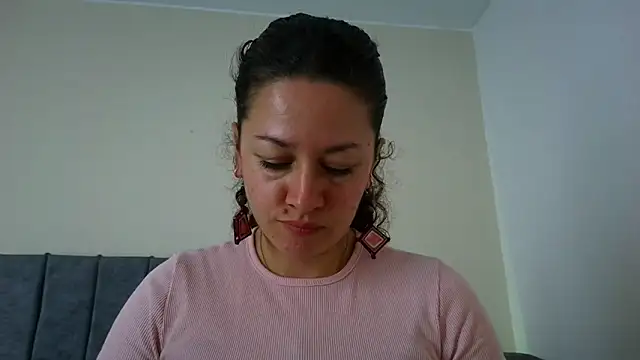 Snapshot of ArtesanaMK chatting on October 30, 6:08 pm ArtesanaMK online show from October 30, 6:08 pm