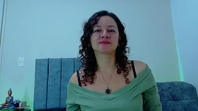 Snapshot of ArtesanaMK chatting on November 18, 11:25 am ArtesanaMK online show from November 18, 11:25 am