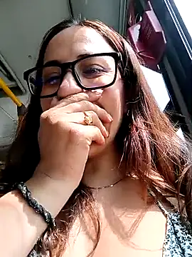 Snapshot of Lena-32 chatting on March 11, 6:52 pm Lena-32 online show from March 11, 6:52 pm