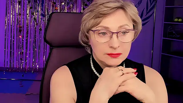 sugar vivien online show from February 22, 6:30 pm