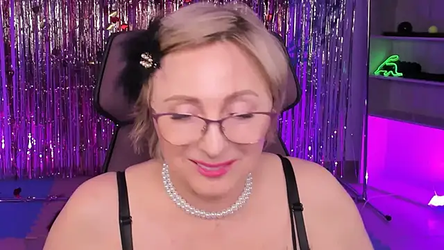 sugar vivien online show from March 19, 3:29 pm