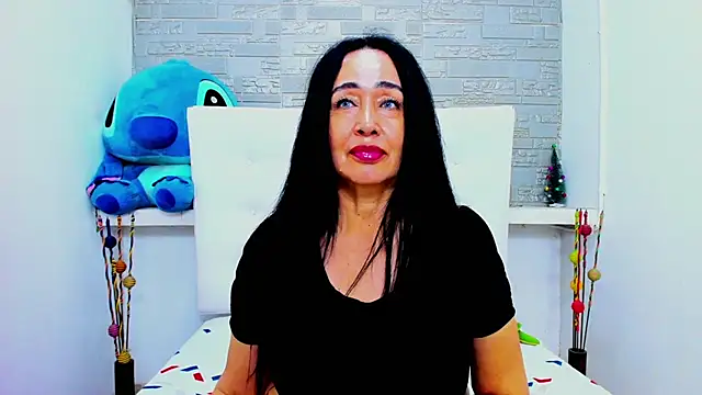 HorniestMilf online show from January 9, 7:37 pm