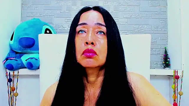 HorniestMilf online show from January 12, 7:52 pm
