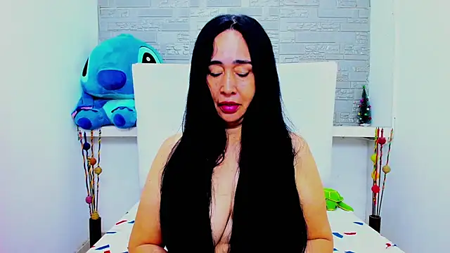 HorniestMilf online show from January 15, 5:38 pm