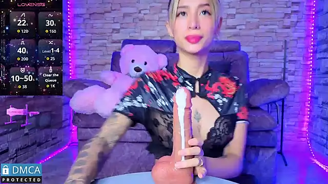 BellaOdisea online show from May 26, 9:44 pm