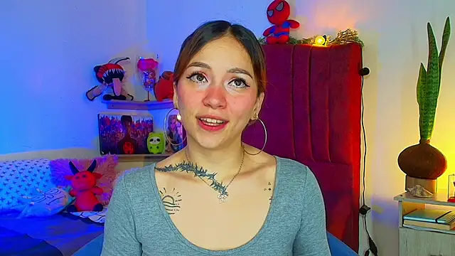 alisson zafiro  online show from March 9, 3:10 am