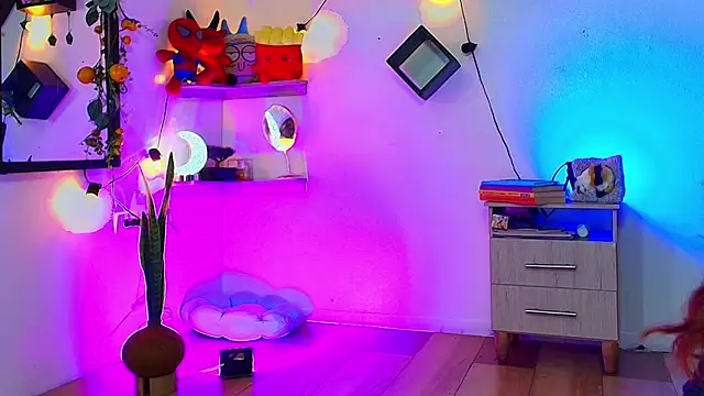 Snapshot of alisson_zafiro_ chatting on June 14, 3:19 am alisson zafiro online show from June 14, 3:19 am