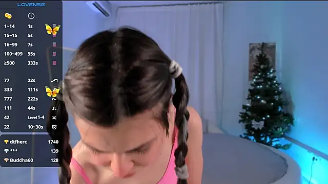 Lil Amelie online show from December 14, 5:03 pm