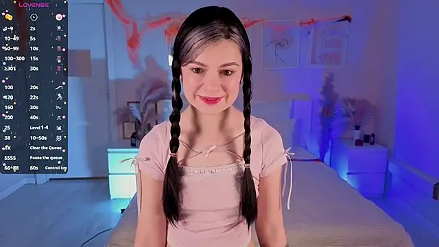 Lil Amelie online show from November 8, 10:26 am