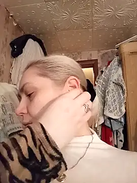 Minna Jeannie online show from January 31, 3:30 am