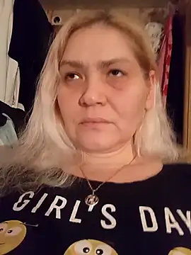 Minna Jeannie online show from December 15, 2:05 am