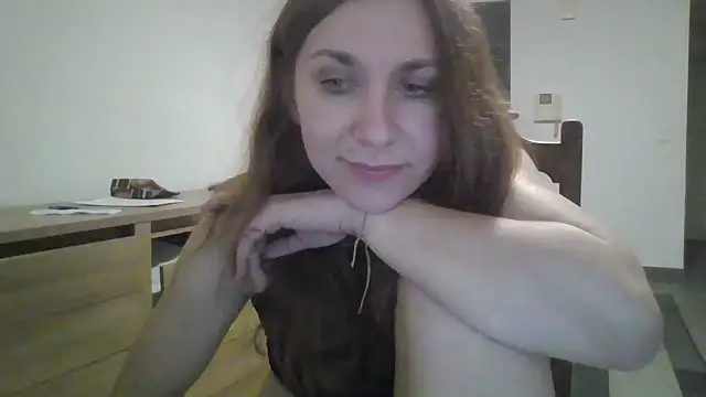Snapshot of JasmineGlamour chatting on February 15, 9:55 pm JasmineGlamour online show from February 15, 9:55 pm