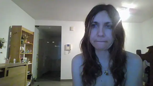 JasmineGlamour online show from March 13, 6:20 am