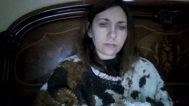 JasmineGlamour online show from March 16, 3:45 am