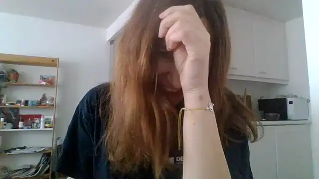 Snapshot of JasmineGlamour chatting on April 17, 3:15 pm JasmineGlamour online show from April 17, 3:15 pm