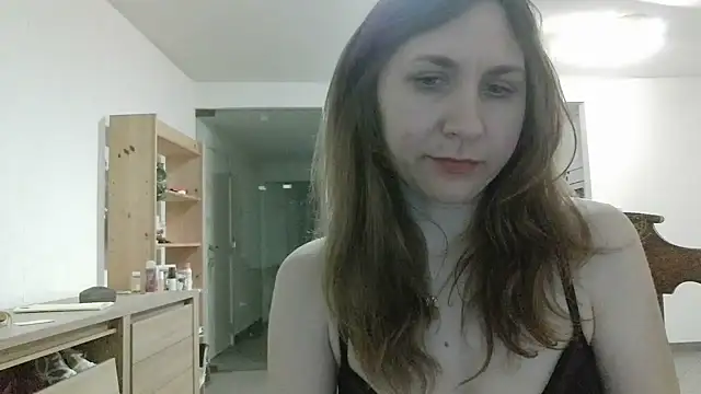 Snapshot of JasmineGlamour chatting on April 30, 8:57 pm JasmineGlamour online show from April 30, 8:57 pm