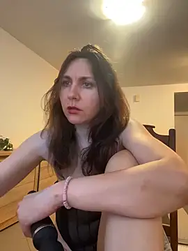 JasmineGlamour online show from June 21, 3:42 am