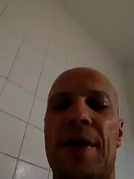 wedge75 online show from December 24, 6:11 am