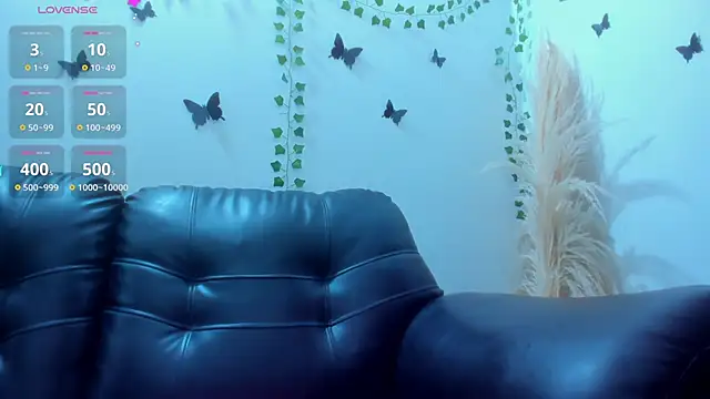 Amani Bakir online show from December 3, 1:09 pm