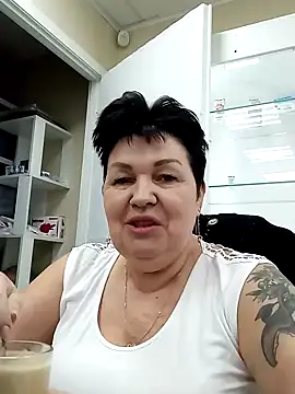 FantasyMichelle online show from January 6, 7:09 am