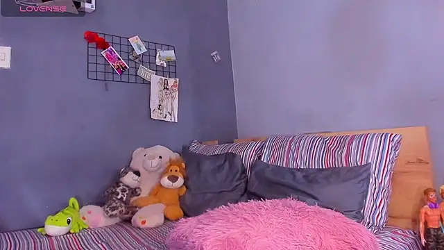 tiffbeatiful online show from February 20, 3:12 am