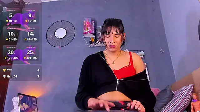 tiffbeatiful online show from March 15, 3:37 pm